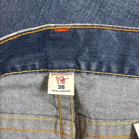 True Religion Men’s Straight Leg Jeans Dark Wash Classic Stitching 36 Inseam 31” - Picture 6 of 10